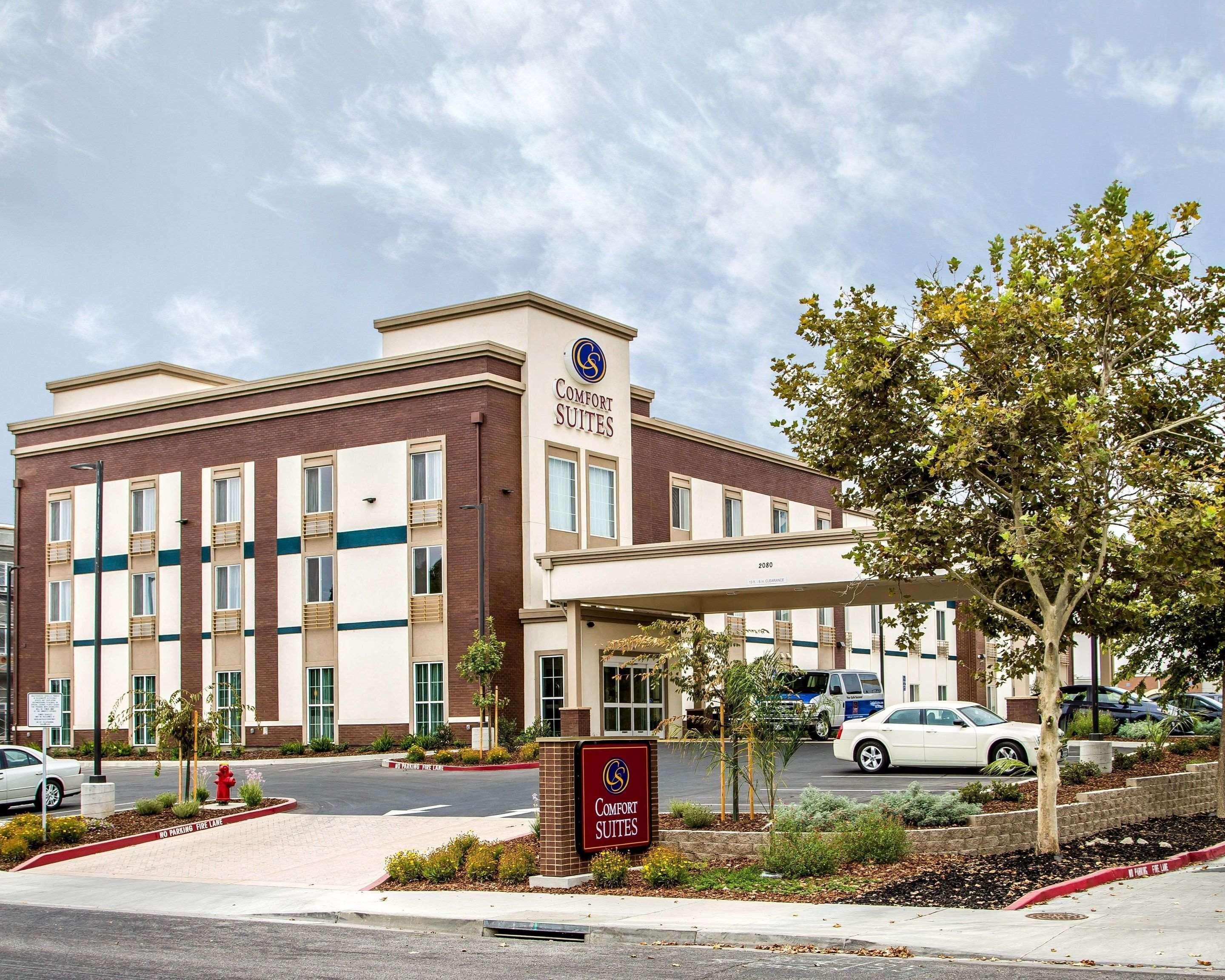 Comfort - Sacramento Airport 2*